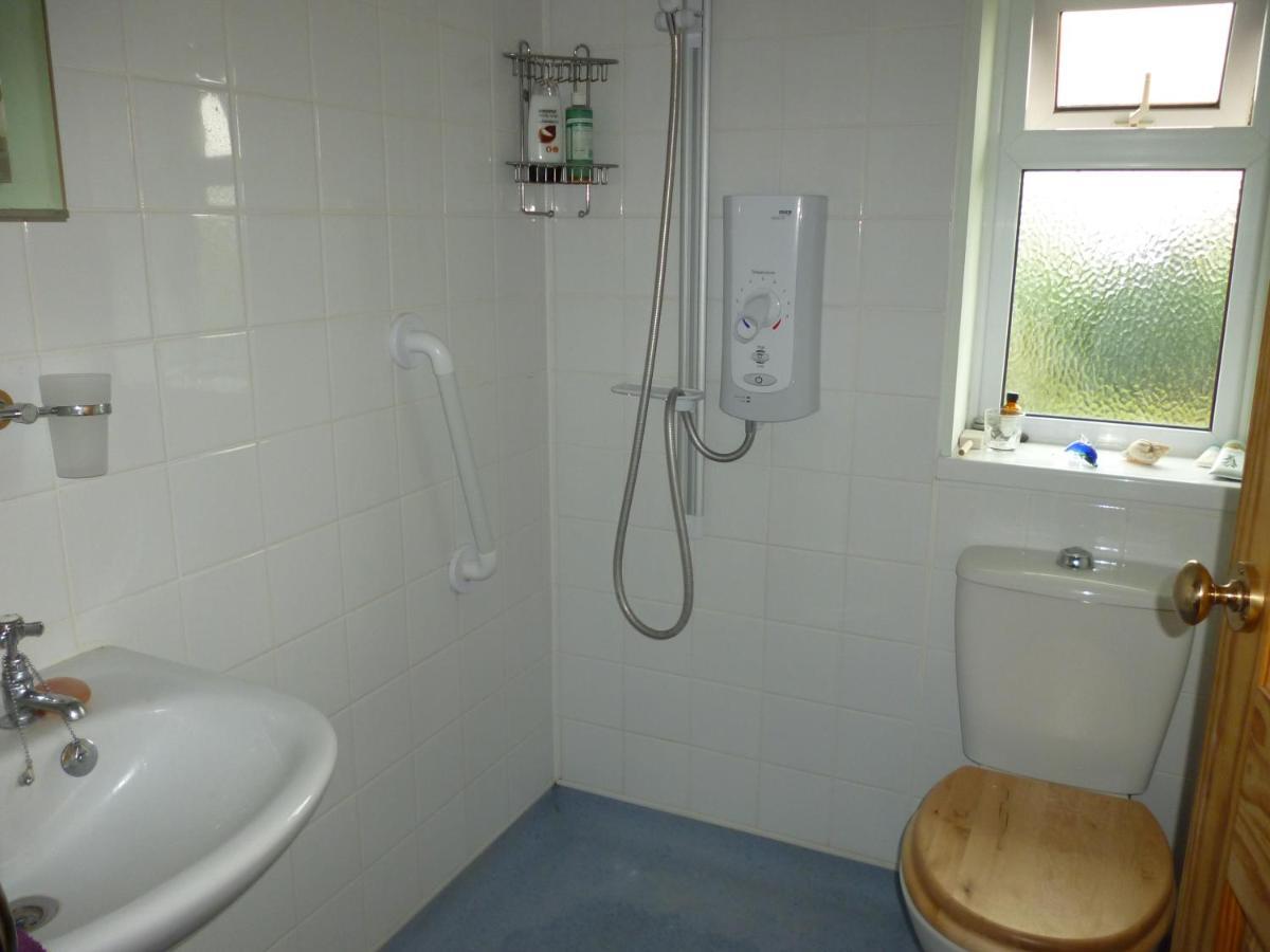 Calne Bed And Breakfast Екстер'єр фото